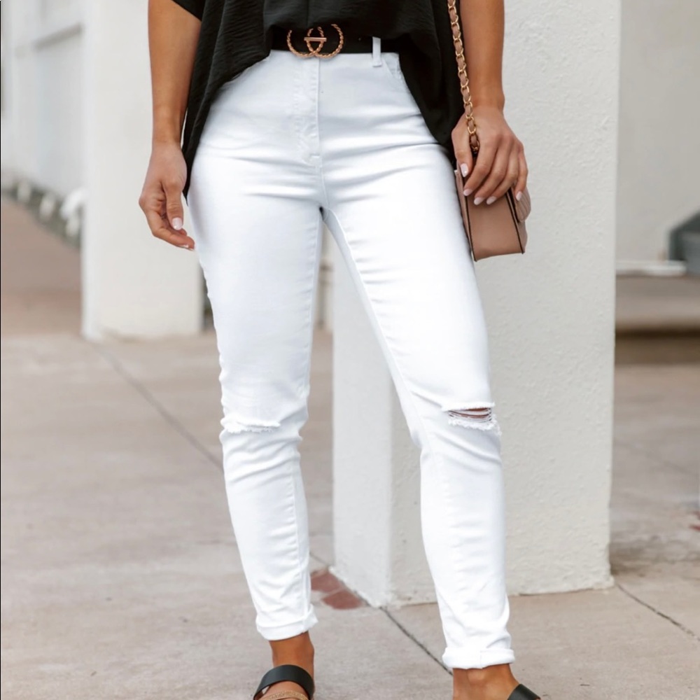Gap 1969 Slim Straight White Jeans Size 24 (size 0)